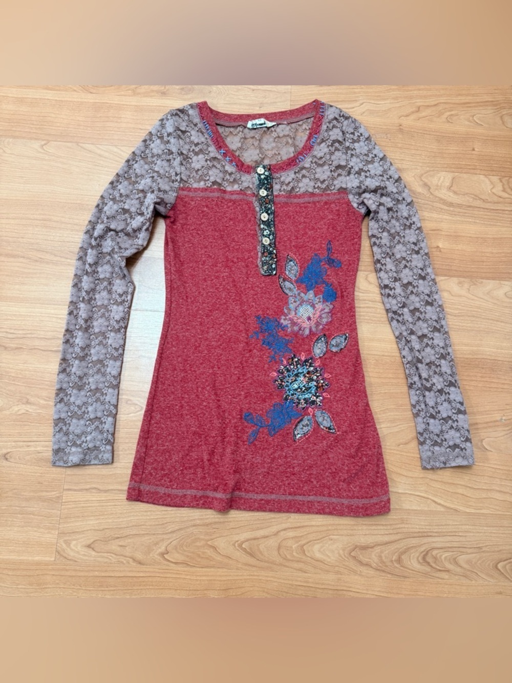 Lulumari Girls Pin Long Sleeve Dress - Lace Yoke & Blue Floral Appliqué - Size M